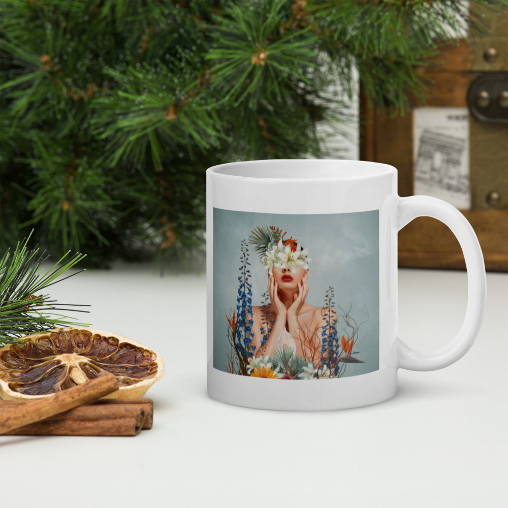 White glossy mug
