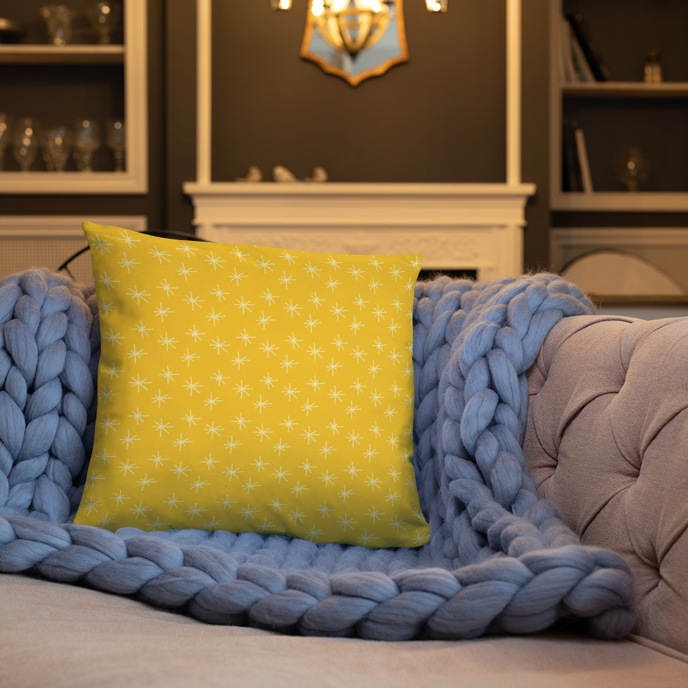 Basic Pillow: Yellow Stars
