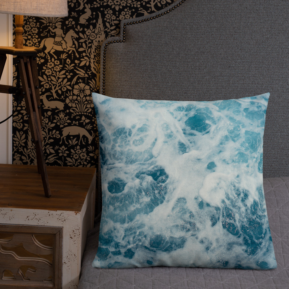 Premium Pillow: Ocean Waves