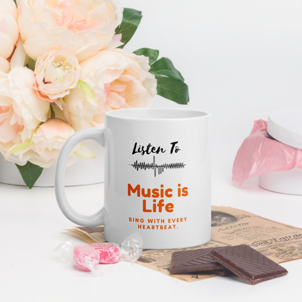 White glossy mug: Listen To