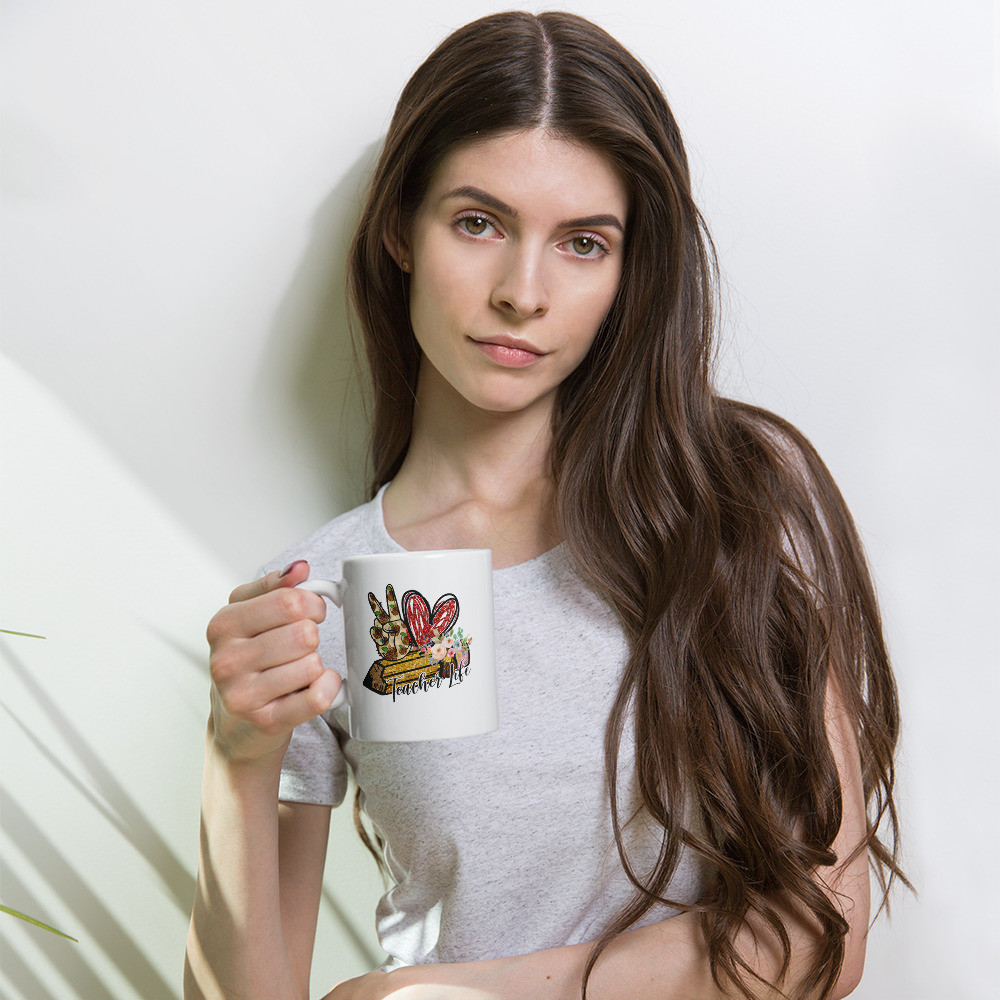 White glossy mug: Teachers Life