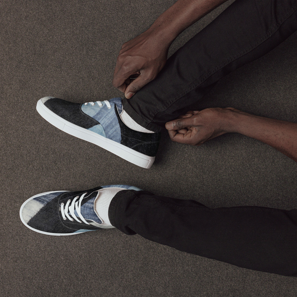 Black & Blue Grunge Men’s Lace-up Canvas Shoes